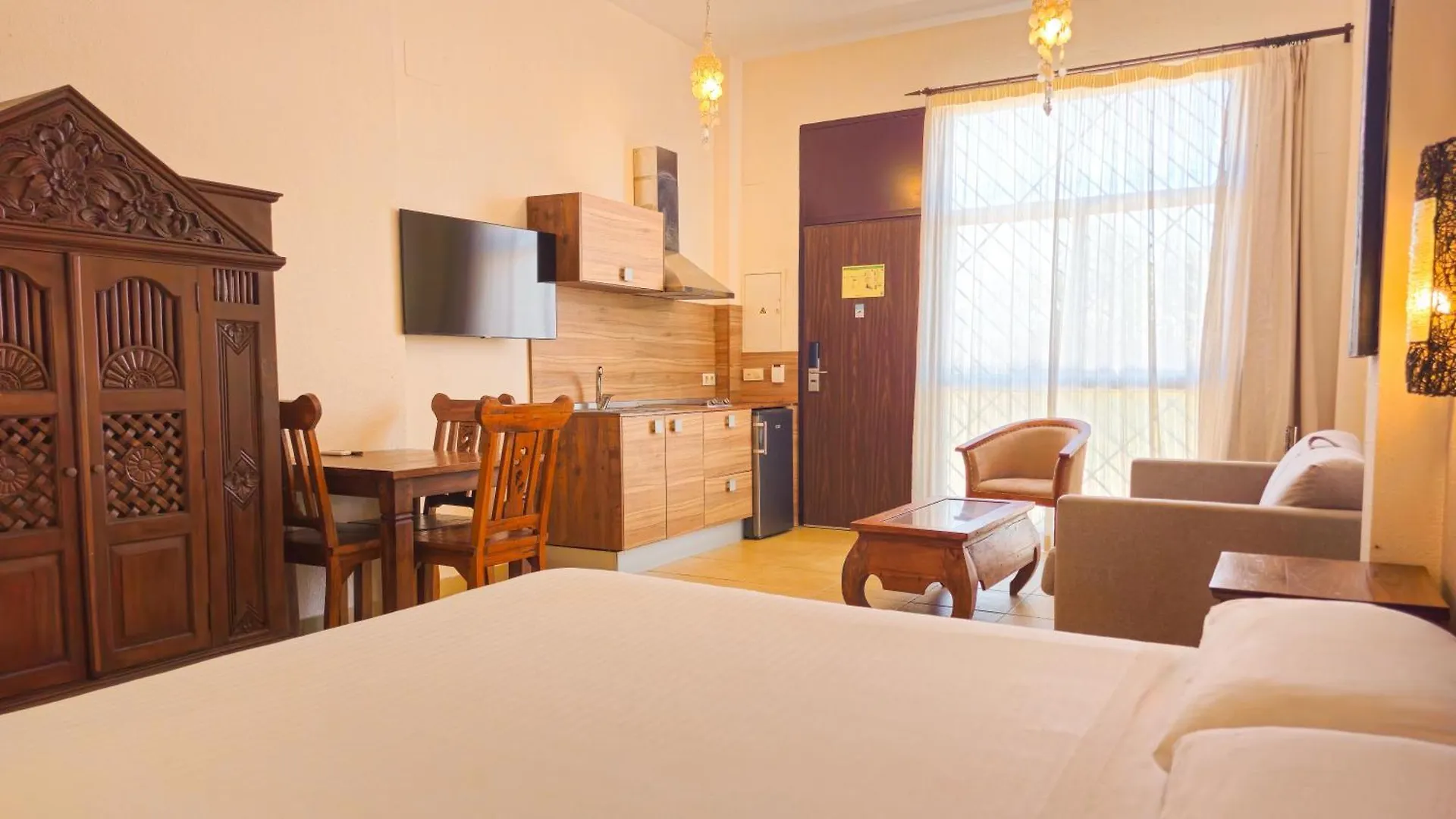 Zahara Sol Villas Y Apartamentos By Qhotels Zahara de los Atunes 0*,  Spain