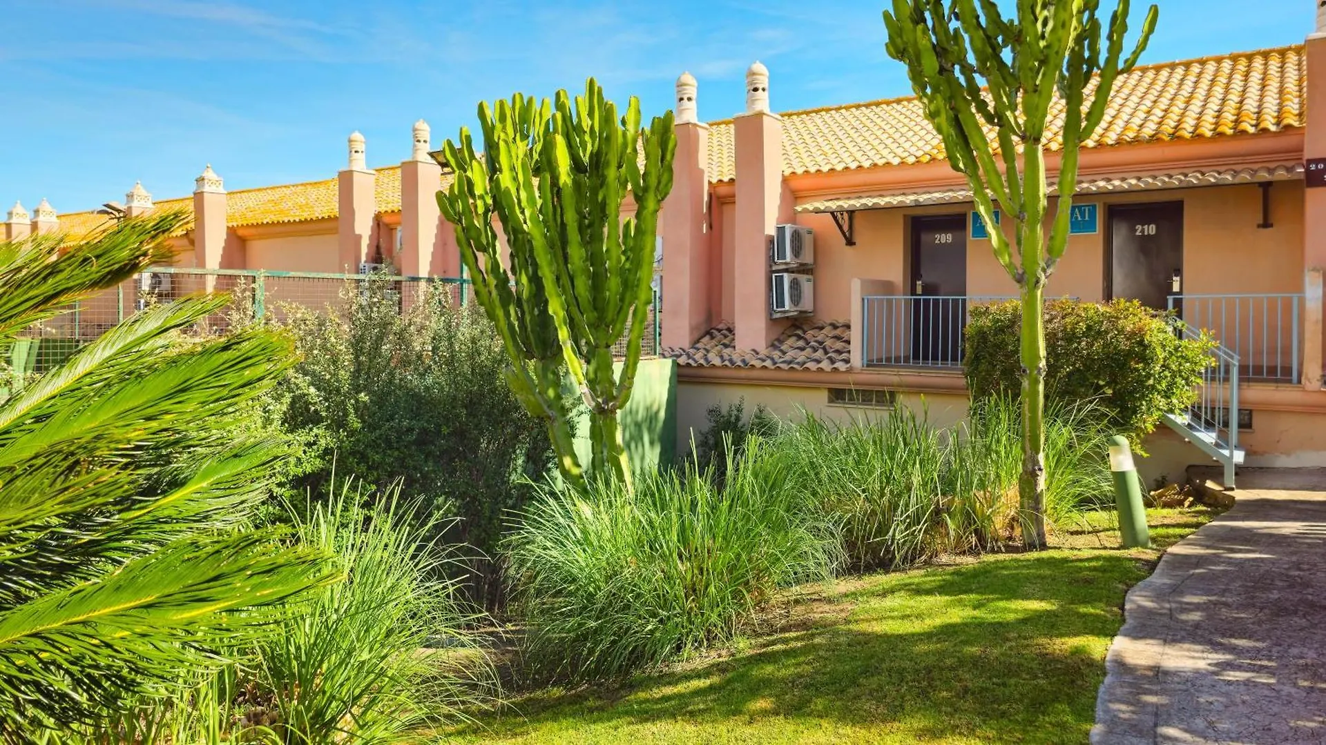 Zahara Sol Villas Y Apartamentos By Qhotels Zahara de los Atunes Apartment
